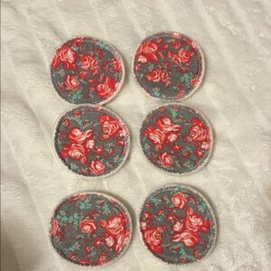 Set of 6 bamboo nipple pads for breast feeding